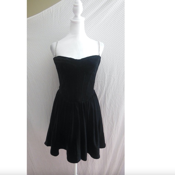 NEW BARDOT Elsie JEWELED STRAP Stretch BUSTIER Black VELVET Cocktail MINIDRESS M - Picture 5 of 16